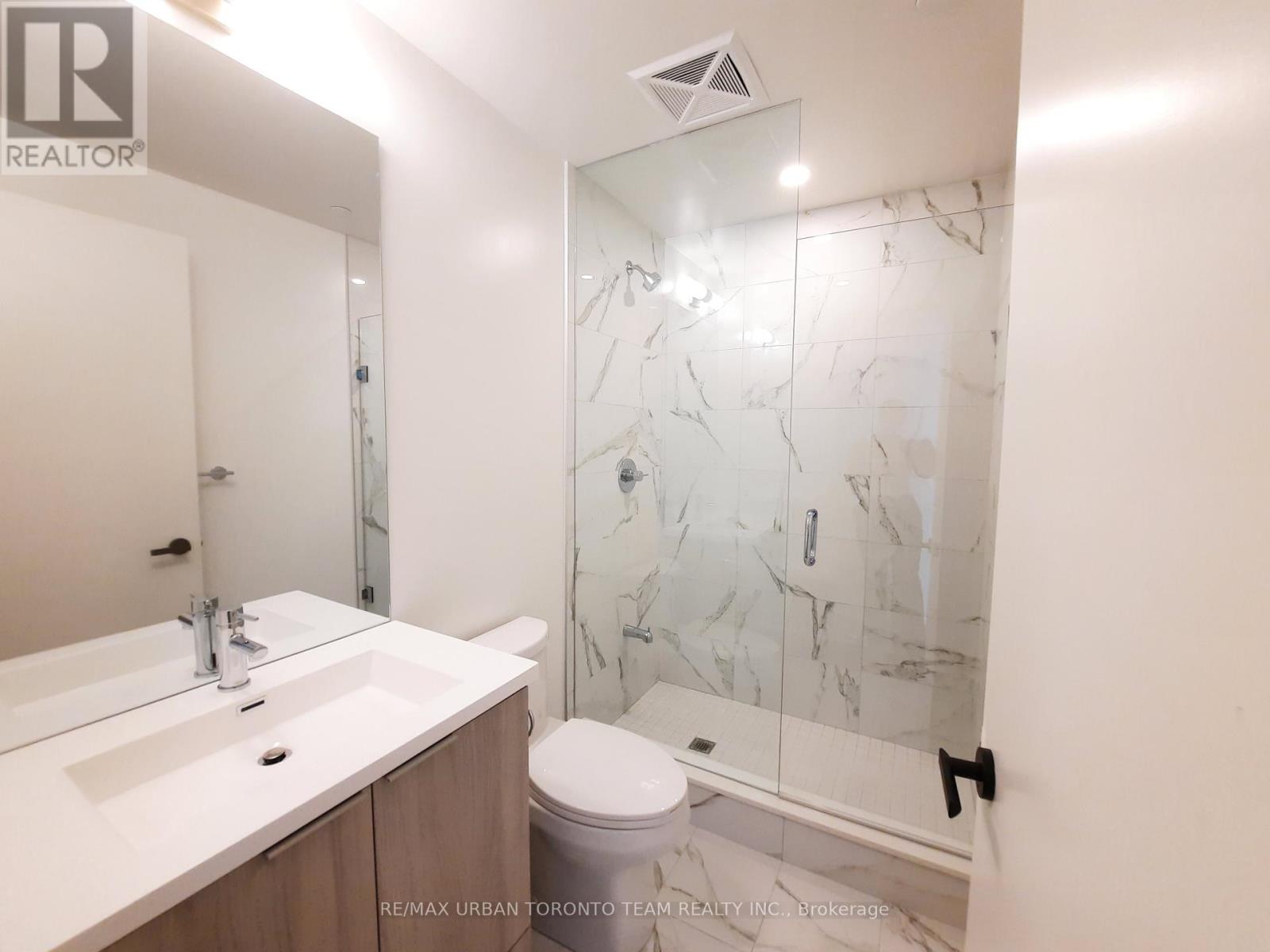 901 - 8 Interchange Way, Vaughan, Ontario  L4K 5Z7 - Photo 6 - N12530036