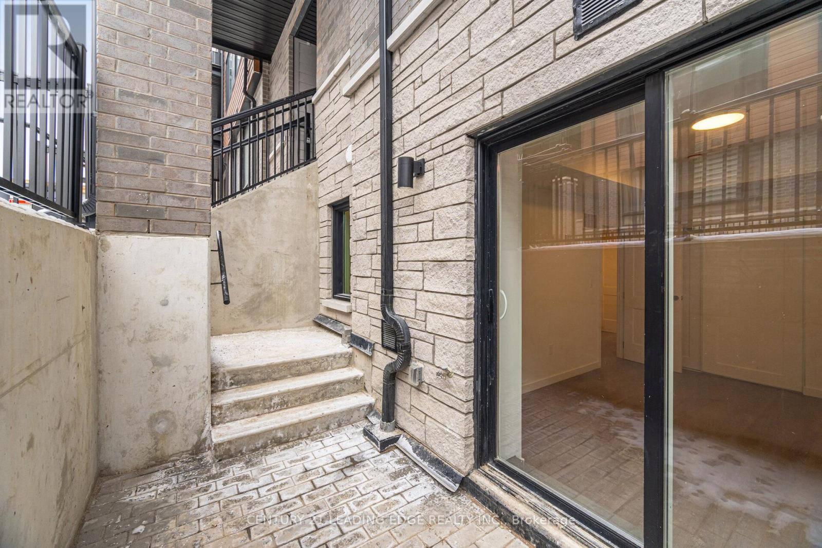 9 - 109 Marydale Avenue, Markham (Middlefield), Ontario  L3S 3J8 - Photo 23 - N12610218