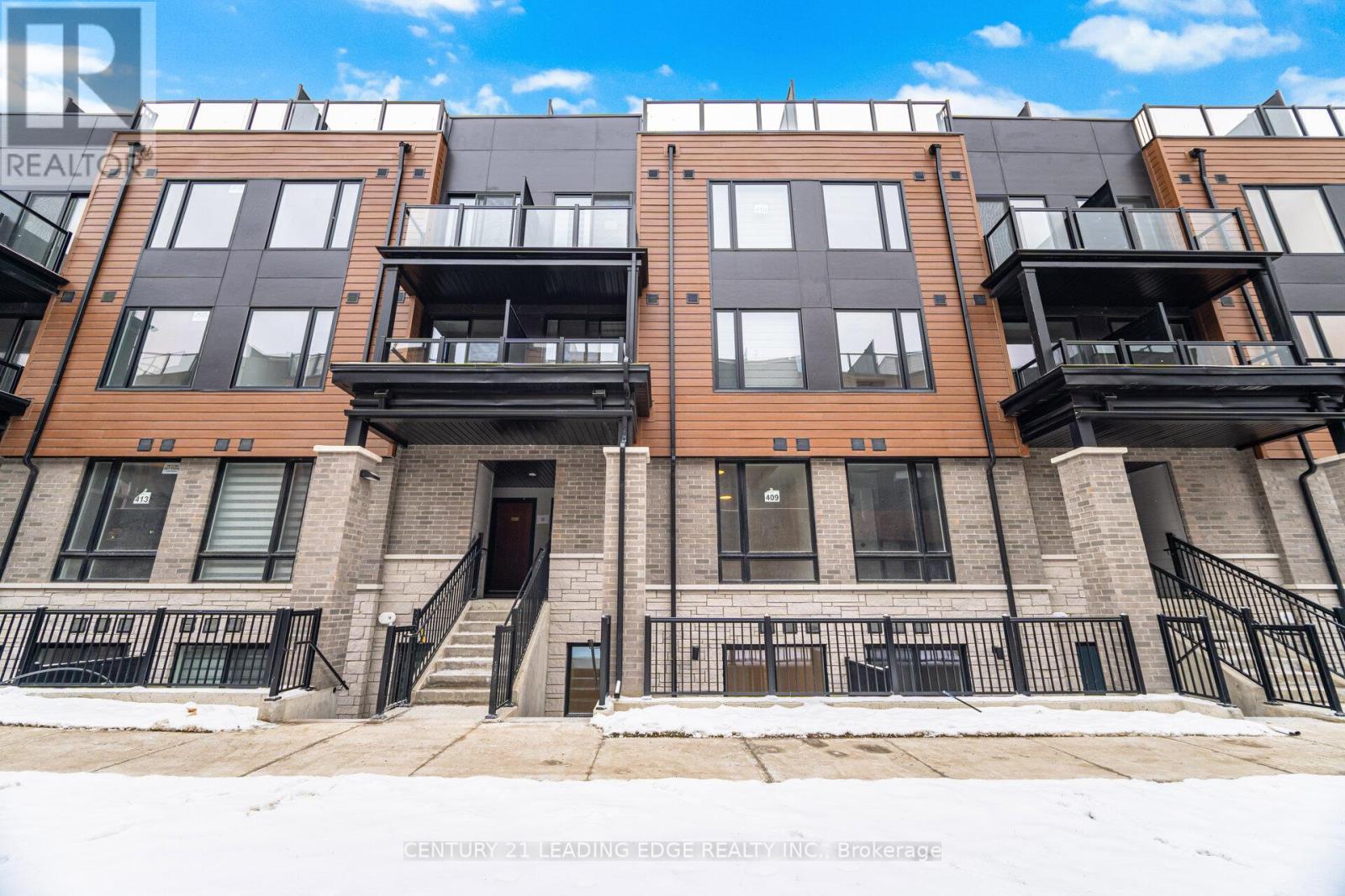 9 - 109 MARYDALE AVENUE, Markham, Ontario