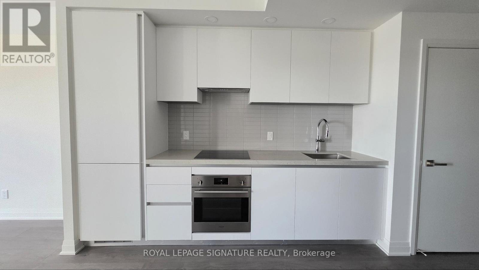 2508 - 4015 The Exchange, Mississauga, Ontario  L5B 0N9 - Photo 2 - W12537100