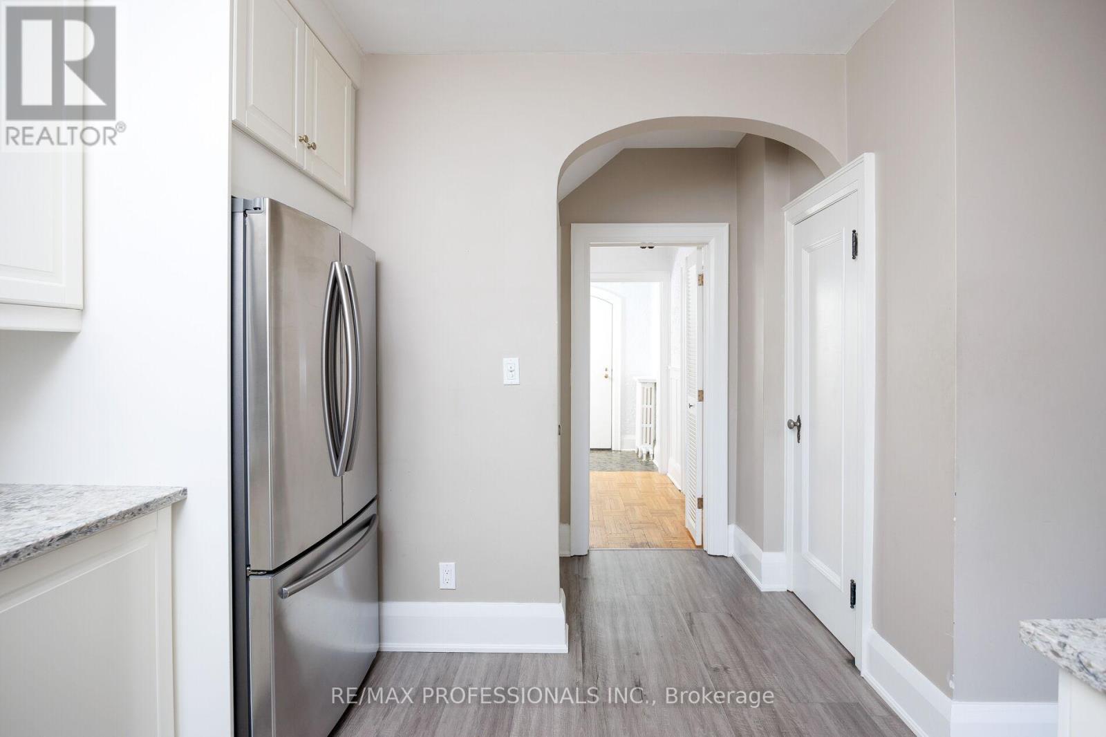 50 Wendover Road, Toronto, Ontario  M8X 2L3 - Photo 25 - W12590998