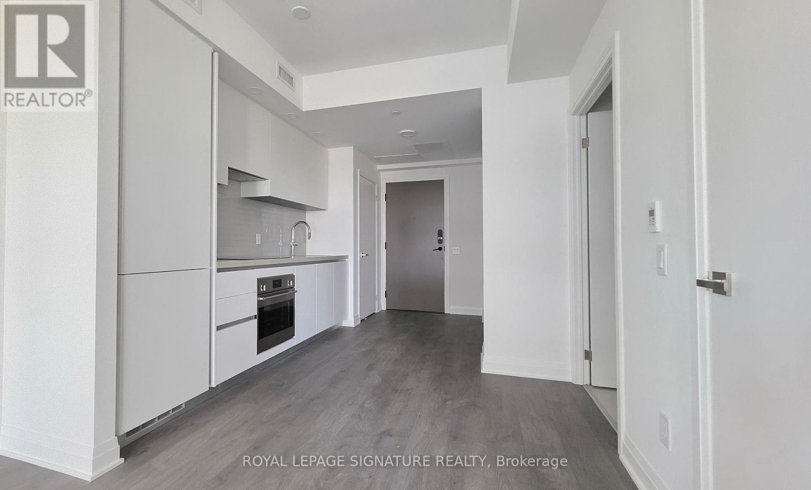 2508 - 4015 The Exchange, Mississauga, Ontario  L5B 0N9 - Photo 10 - W12537100