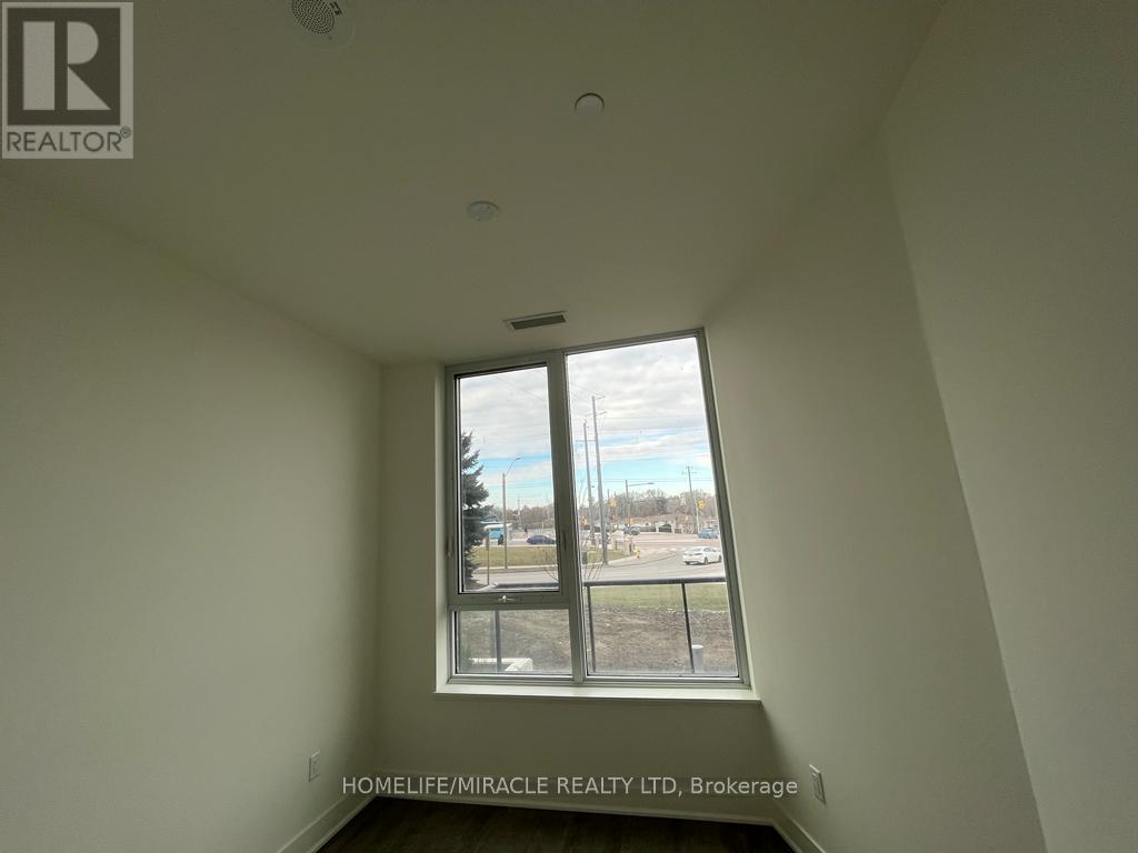 114 - 185 Deerfield Road, Newmarket, Ontario  L3Y 0G7 - Photo 16 - N12615722