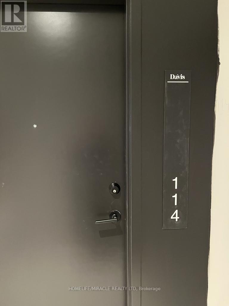 114 - 185 Deerfield Road, Newmarket, Ontario  L3Y 0G7 - Photo 3 - N12615722