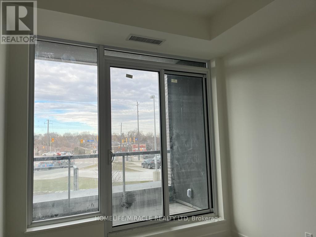 114 - 185 Deerfield Road, Newmarket, Ontario  L3Y 0G7 - Photo 8 - N12615722