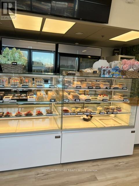 16 WILSTEAD DRIVE, Newmarket, Ontario