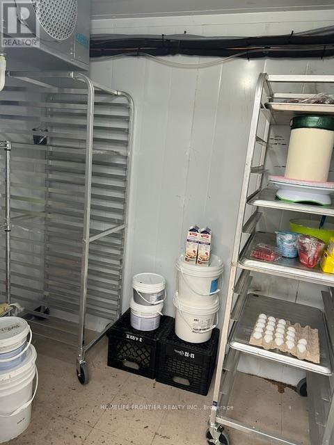 16 Wilstead Drive, Newmarket, Ontario  L3Y 4T9 - Photo 19 - N12615786