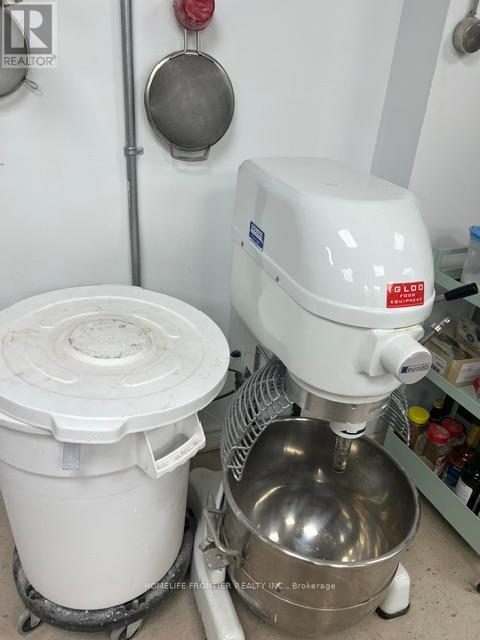 16 Wilstead Drive, Newmarket, Ontario  L3Y 4T9 - Photo 21 - N12615786