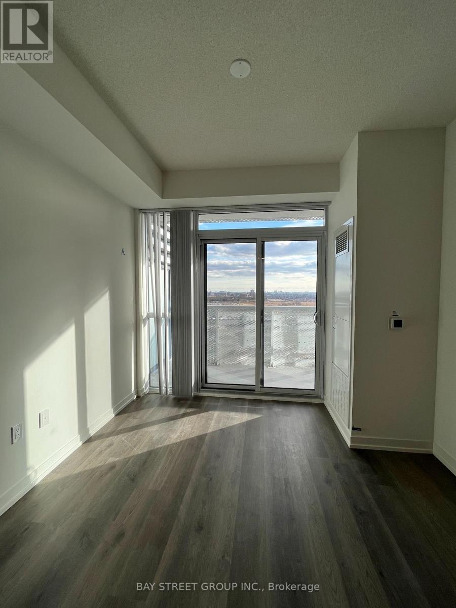 2211 - 8 Interchange Way, Vaughan, Ontario  L4K 0R2 - Photo 5 - N12615874