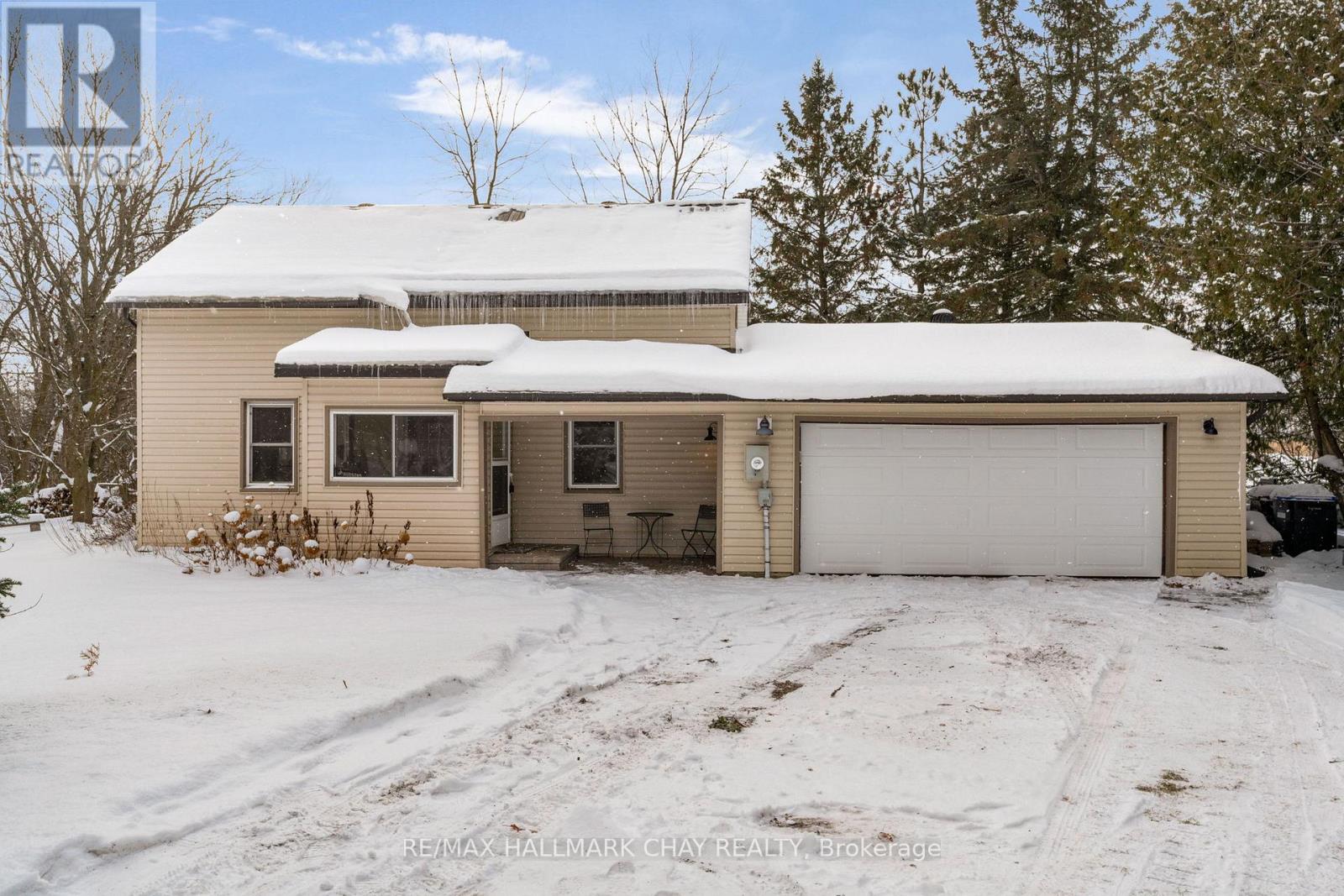 3324 Penetanguishene Road, Oro-Medonte, Ontario  L4M 4Y8 - Photo 2 - S12615746