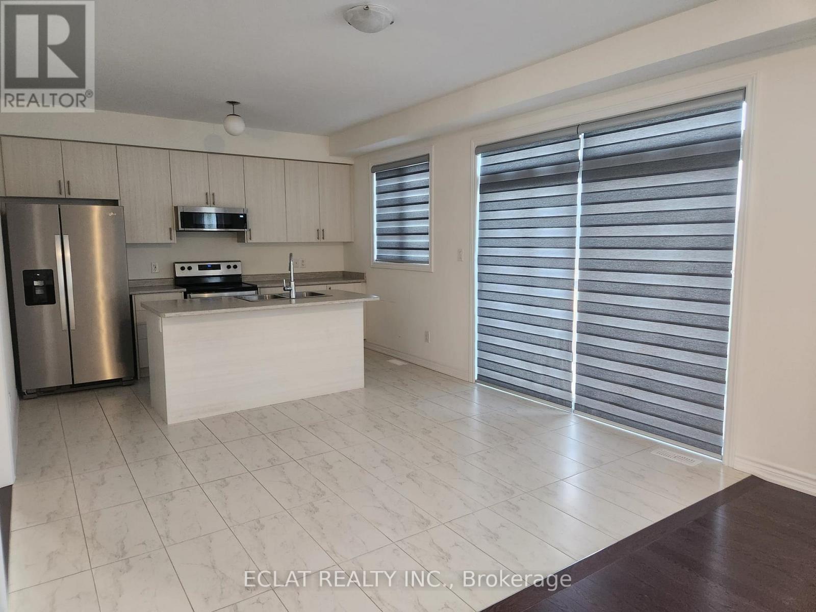 48 Simona Avenue, Wasaga Beach, Ontario  L9Z 0L3 - Photo 5 - S12615748