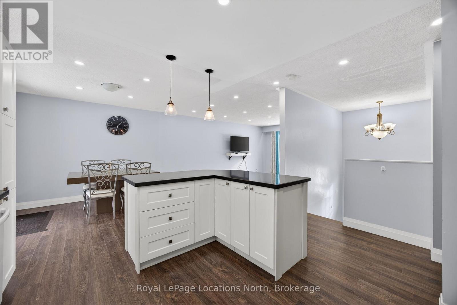 40 Rue Vanier Street, Tiny, Ontario  L9M 0J2 - Photo 11 - S12605746