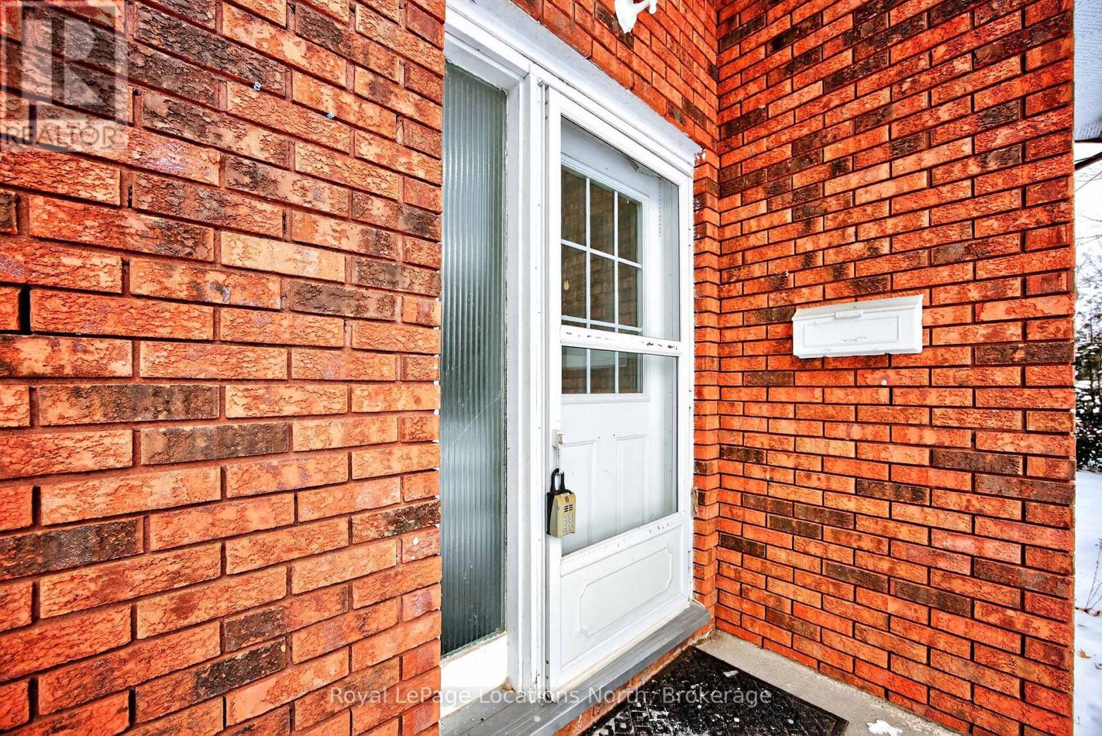 40 Rue Vanier Street, Tiny, Ontario  L9M 0J2 - Photo 4 - S12605746