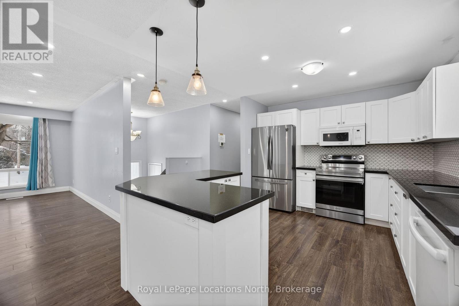 40 Rue Vanier Street, Tiny, Ontario  L9M 0J2 - Photo 6 - S12605746