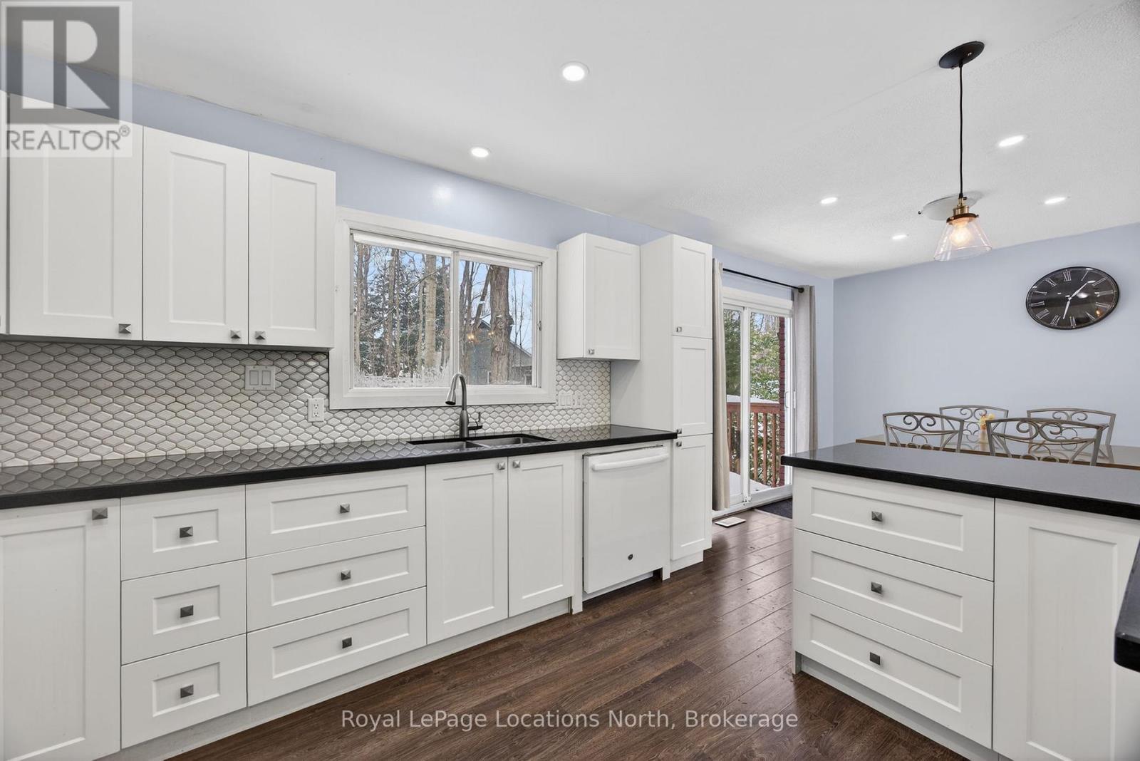 40 Rue Vanier Street, Tiny, Ontario  L9M 0J2 - Photo 8 - S12605746