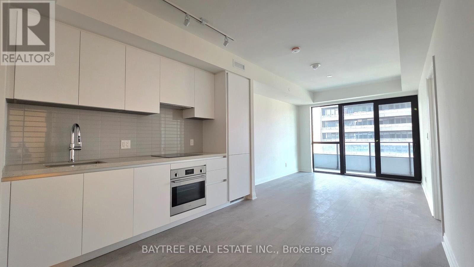 2401 - 4015 The Exchange, Mississauga, Ontario  L5B 0N9 - Photo 2 - W12615762