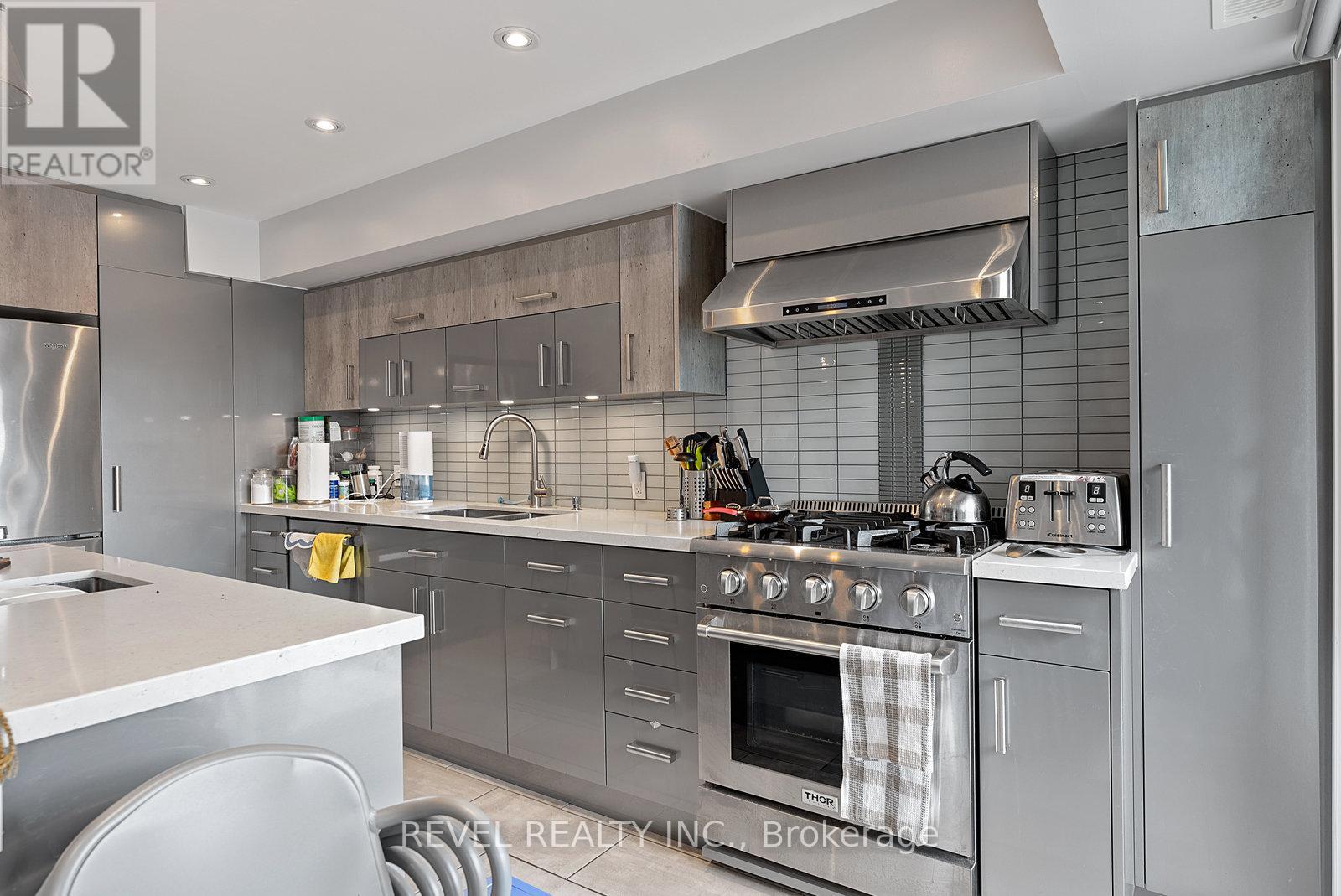 3 - 2504 Lakeshore Boulevard W, Toronto, Ontario  M8V 1E1 - Photo 11 - W12615768