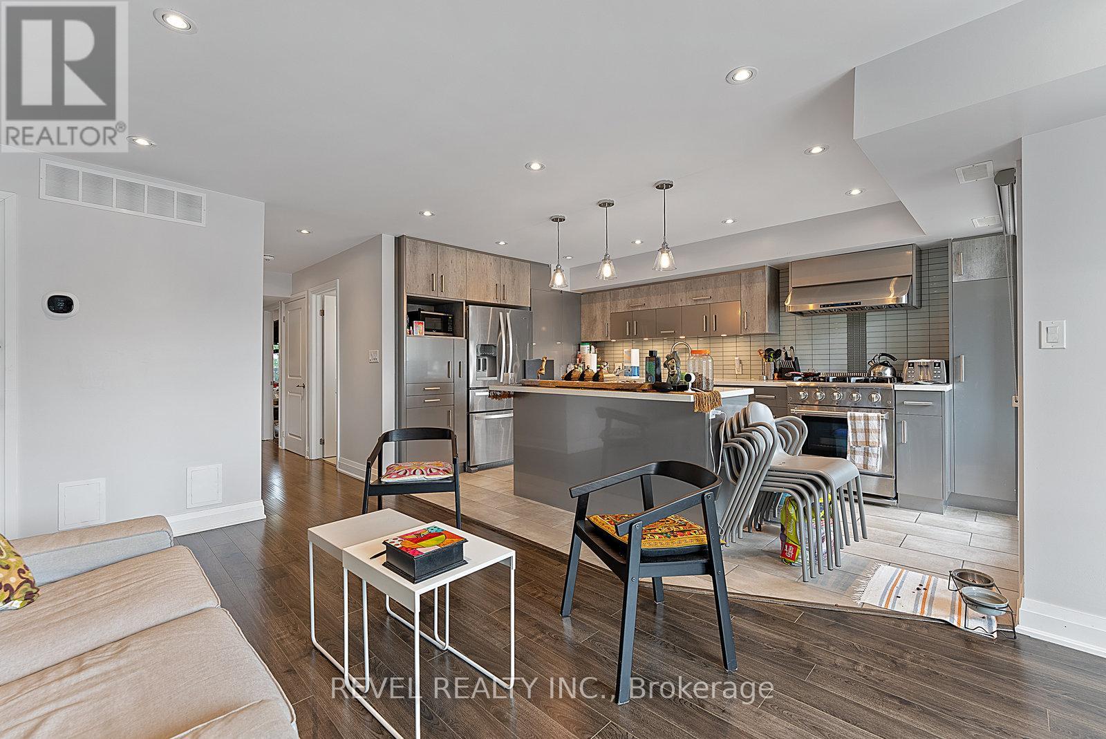 3 - 2504 Lakeshore Boulevard W, Toronto, Ontario  M8V 1E1 - Photo 6 - W12615768
