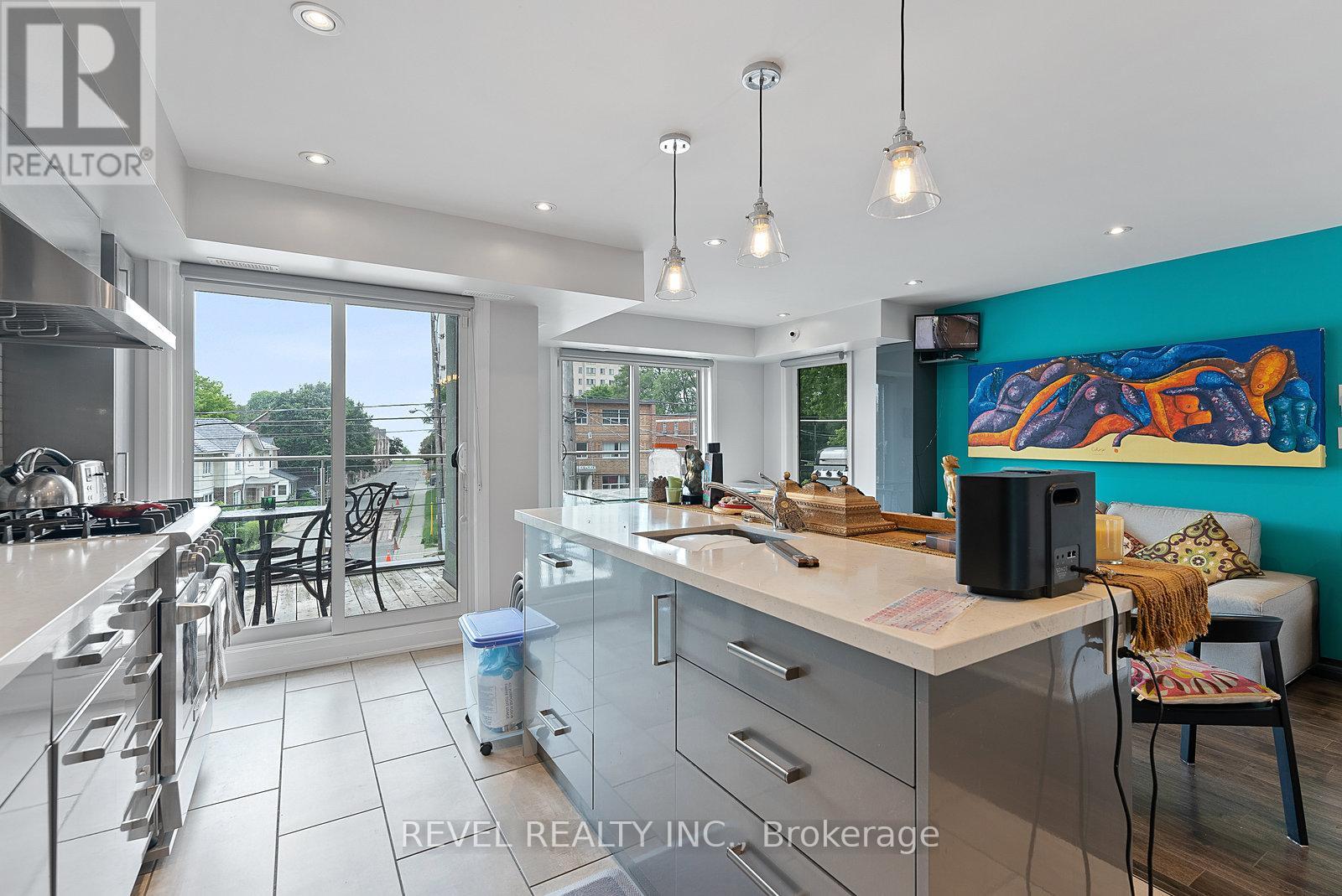 3 - 2504 Lakeshore Boulevard W, Toronto, Ontario  M8V 1E1 - Photo 9 - W12615768