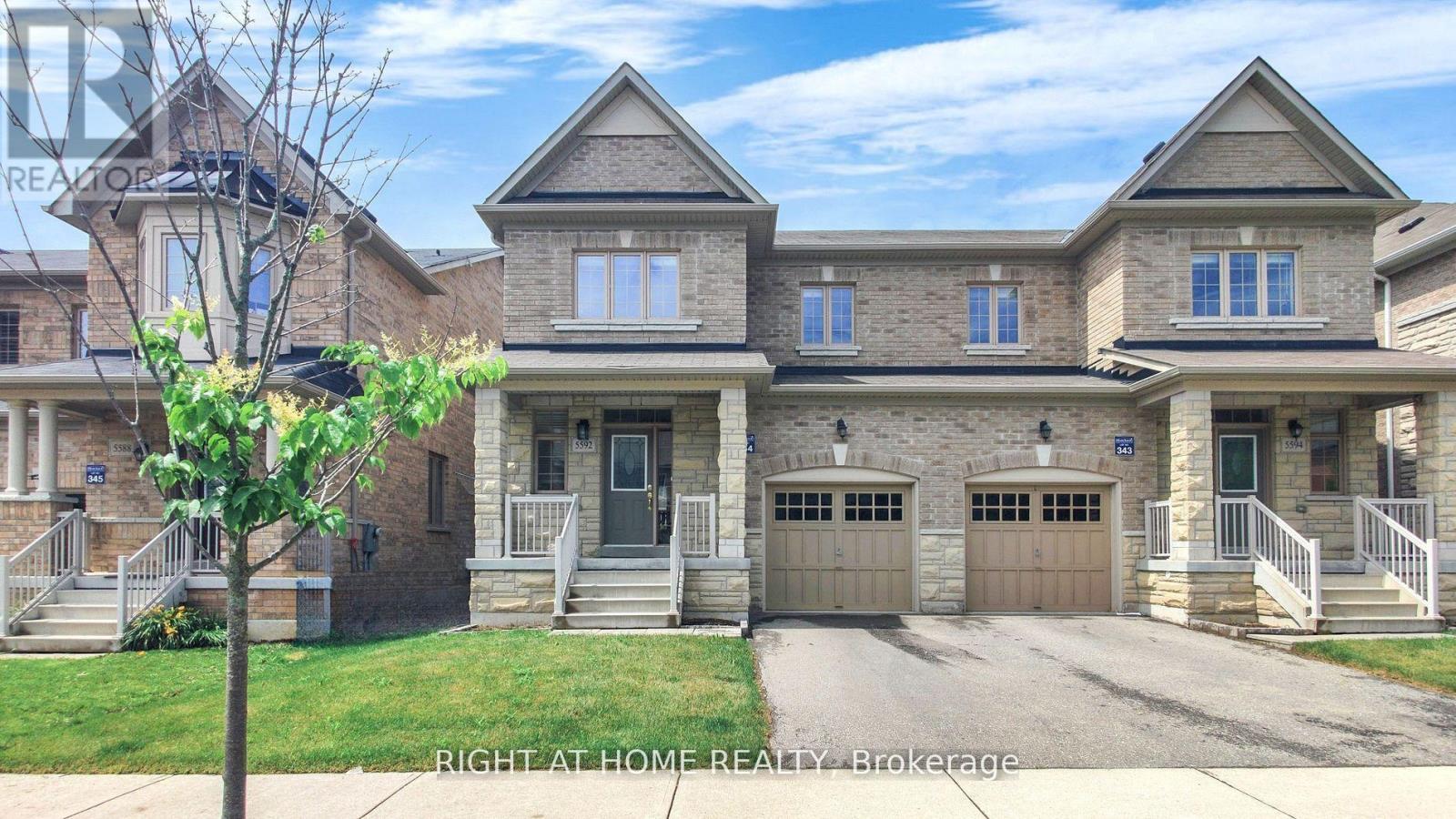 5592 MEADOWCREST AVENUE, Mississauga, Ontario