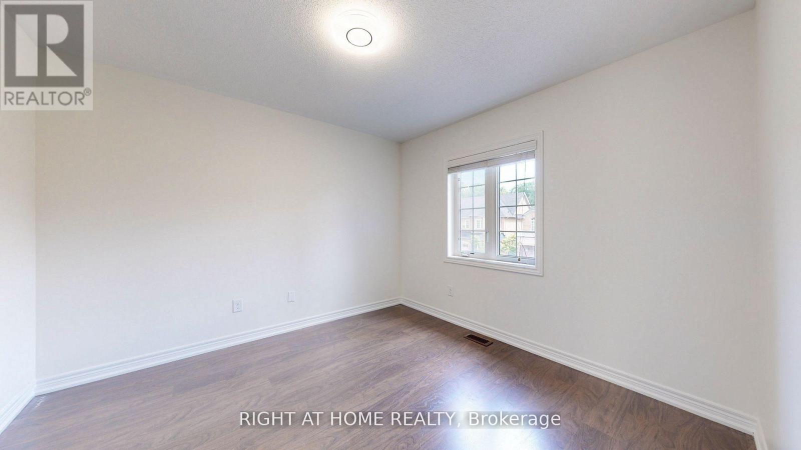 5592 Meadowcrest Avenue, Mississauga, Ontario  L5M 0N1 - Photo 30 - W12615832