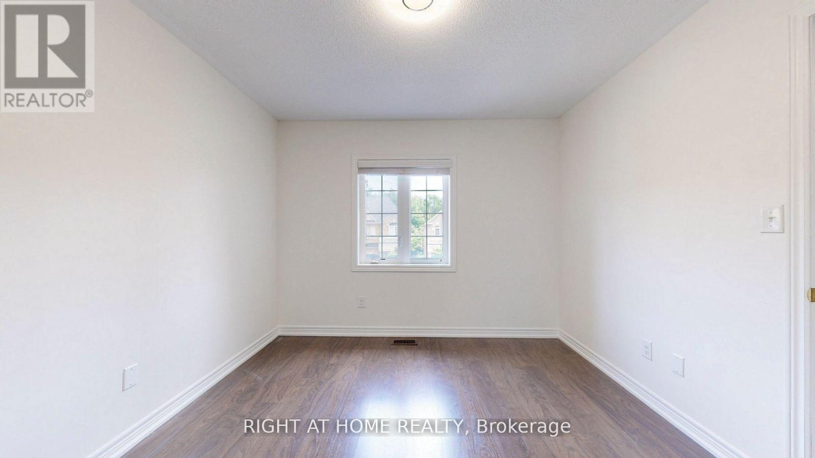 5592 Meadowcrest Avenue, Mississauga, Ontario  L5M 0N1 - Photo 31 - W12615832