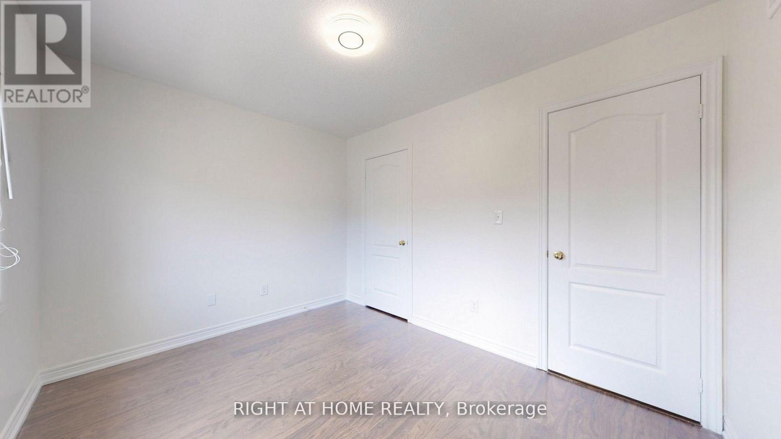 5592 Meadowcrest Avenue, Mississauga, Ontario  L5M 0N1 - Photo 40 - W12615832