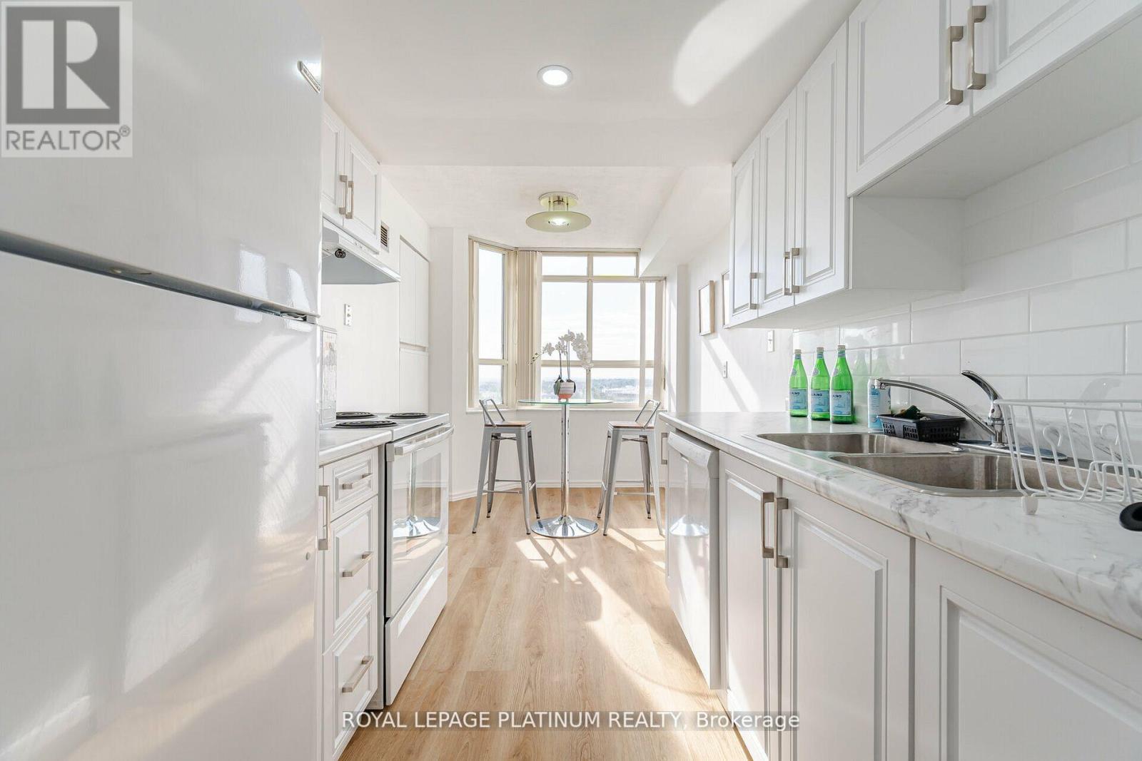 1005 - 30 Malta Avenue, Brampton (Fletcher's Creek South), Ontario  L6Y 4S5 - Photo 13 - W12615882