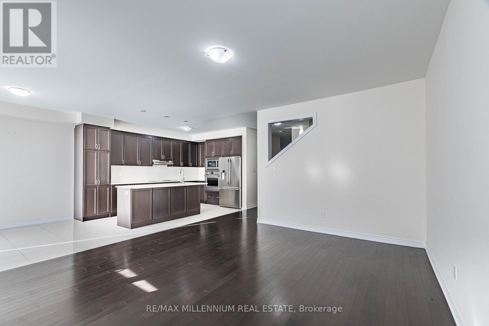 11 Spokanne Street, Brampton, Ontario  L6R 4A2 - Photo 21 - W12615892