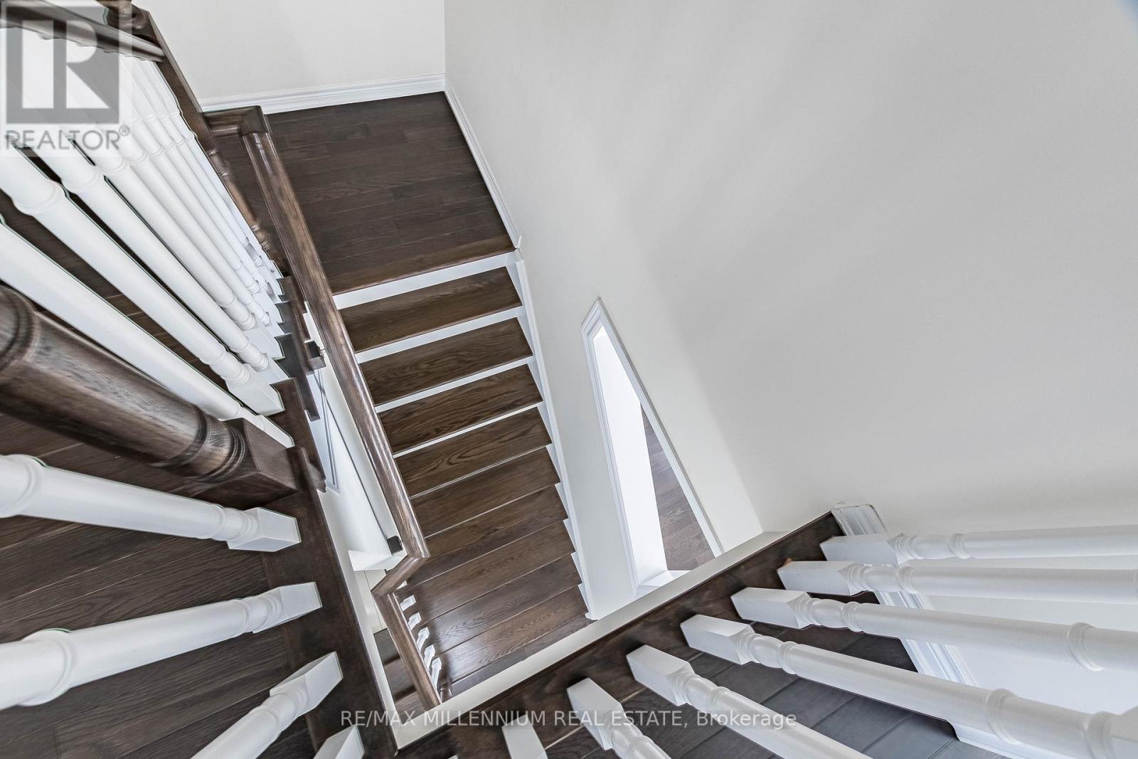 11 Spokanne Street, Brampton, Ontario  L6R 4A2 - Photo 34 - W12615892