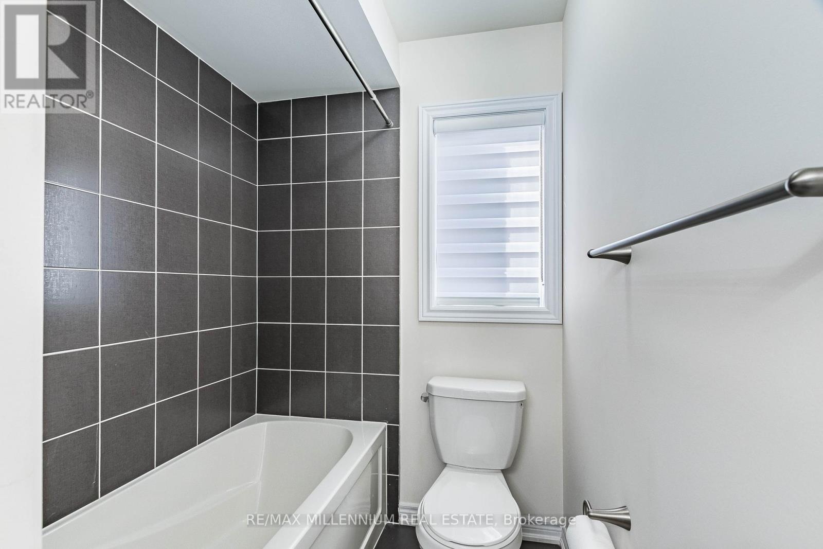 11 Spokanne Street, Brampton, Ontario  L6R 4A2 - Photo 44 - W12615892