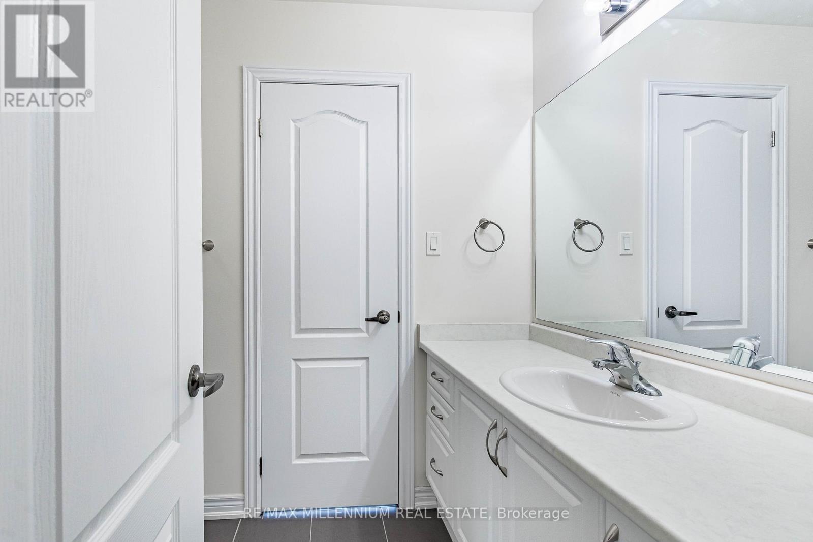 11 Spokanne Street, Brampton, Ontario  L6R 4A2 - Photo 45 - W12615892