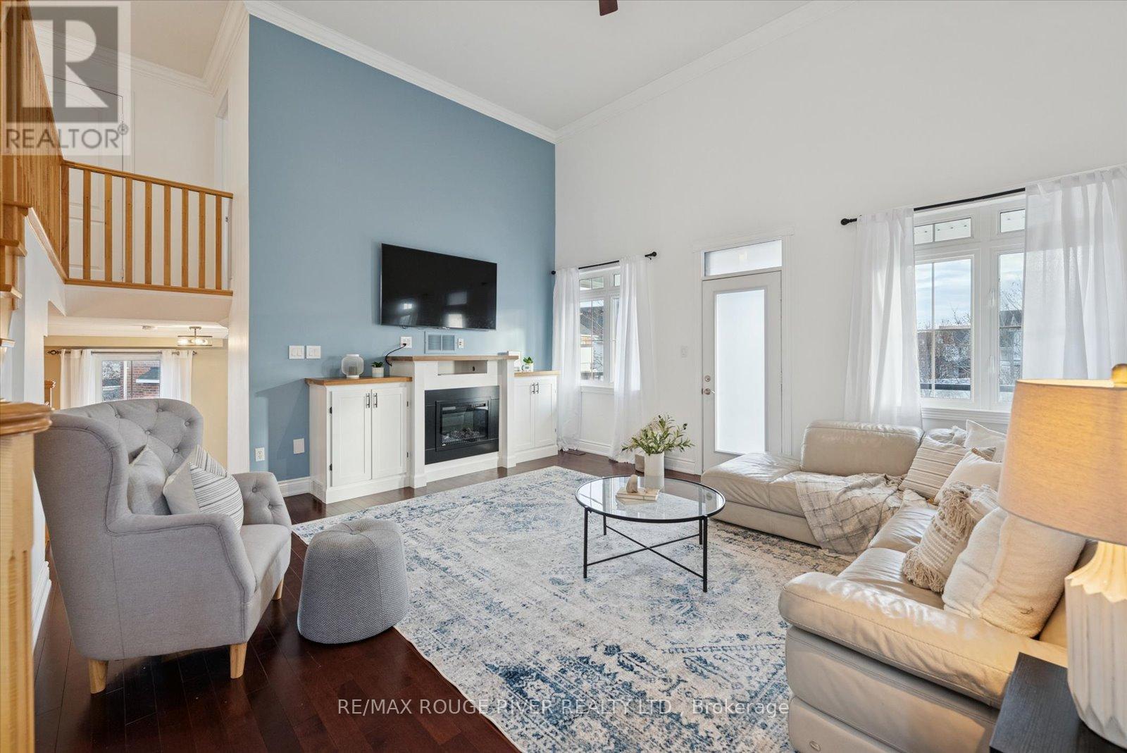 15 Eastgate Circle, Whitby, Ontario  L1M 2N3 - Photo 19 - E12615974