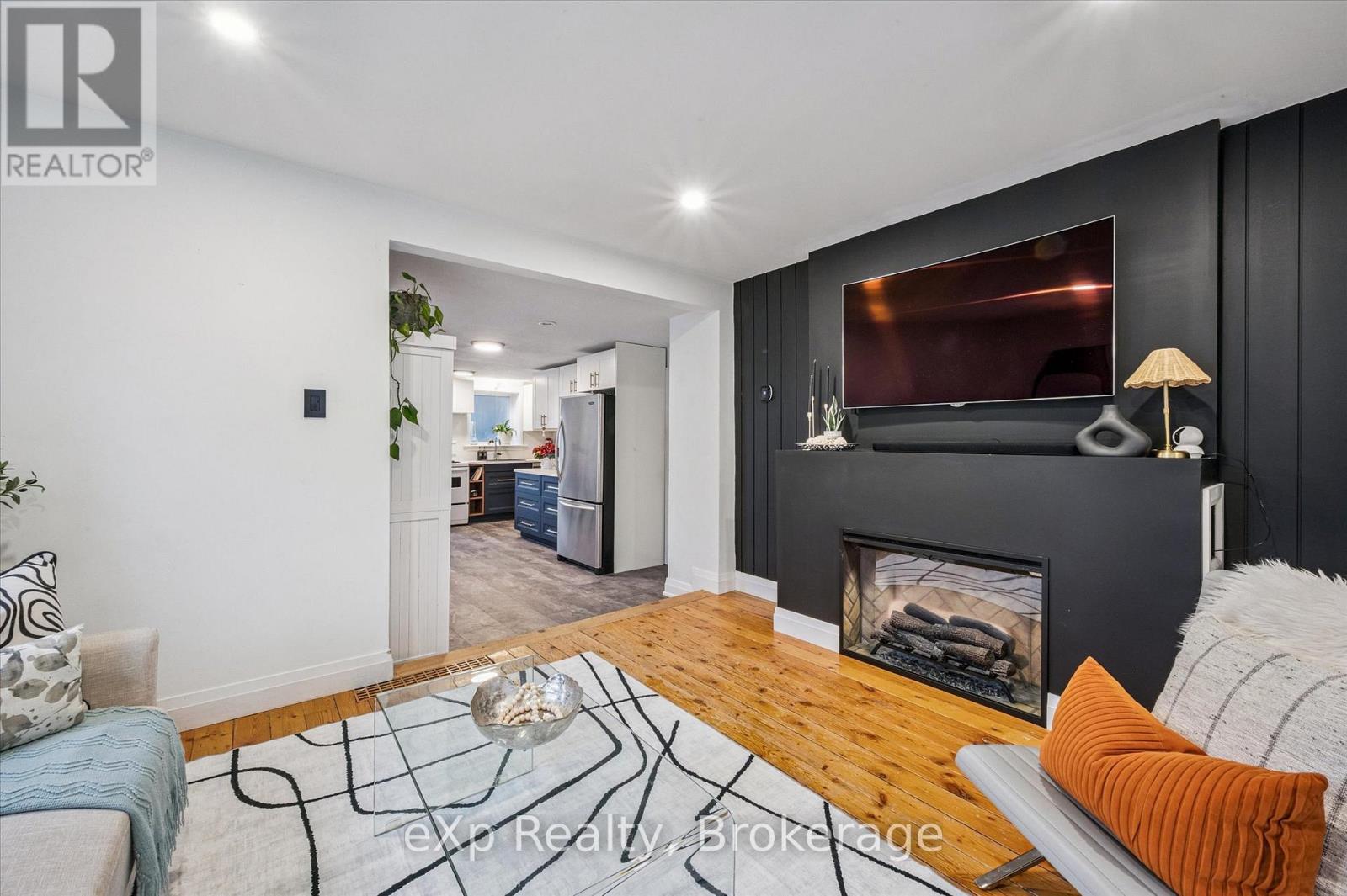 20 Bergey Street, Cambridge, Ontario N3C 1P6 - Photo 12 - X12615920