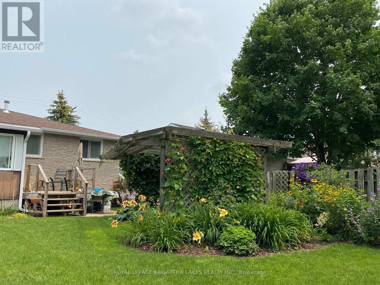 89 Angeline Street S, Kawartha Lakes, Ontario  K9V 3L4 - Photo 47 - X12615912