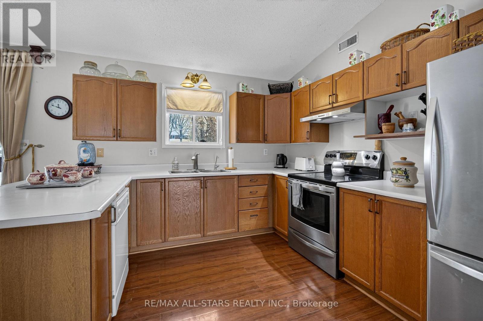 13 Colborne Street N, Kawartha Lakes, Ontario  K0L 2W0 - Photo 8 - X12615924