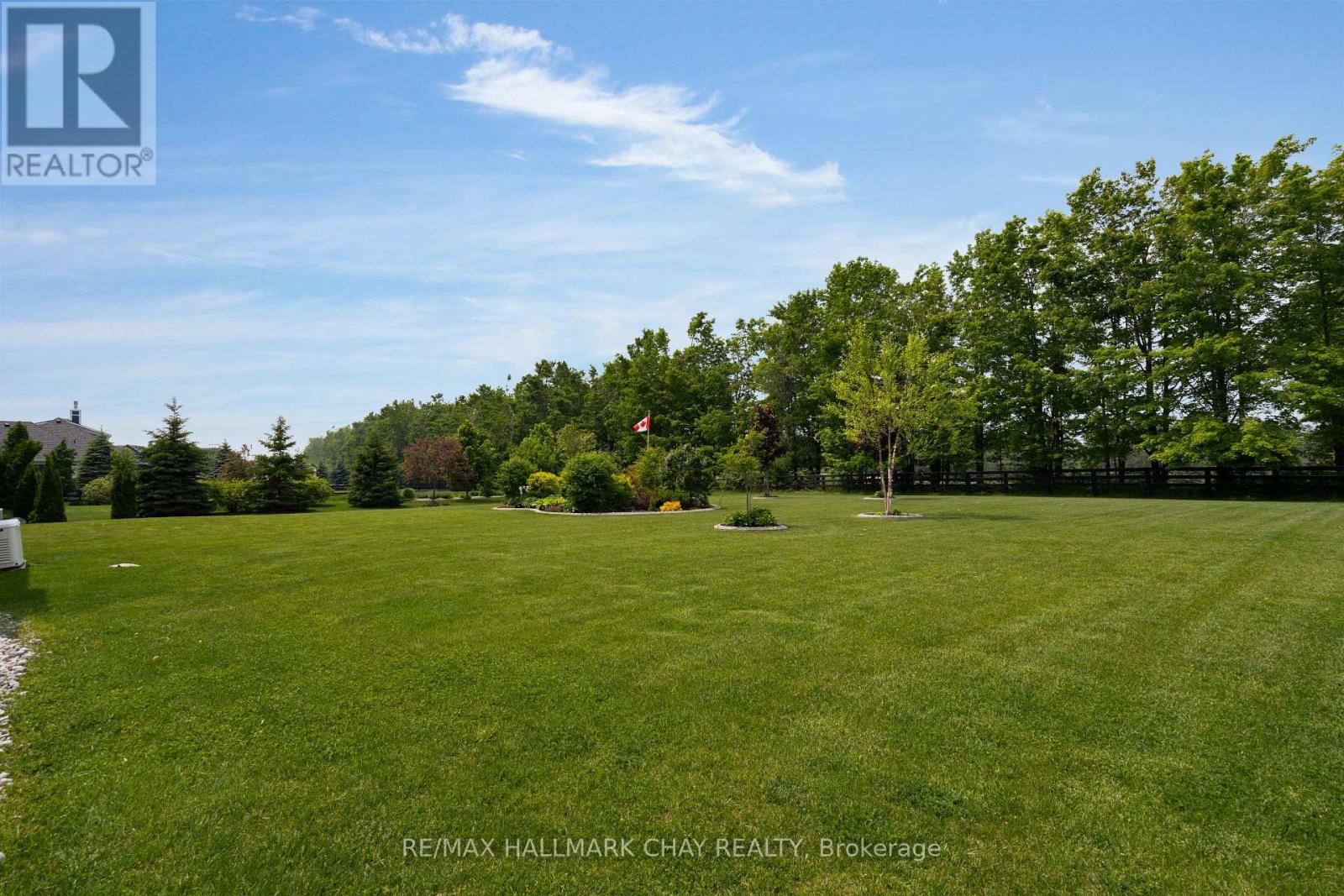 14 Georgian Grande Drive, Oro-Medonte, Ontario  L0K 1E0 - Photo 31 - S12278823