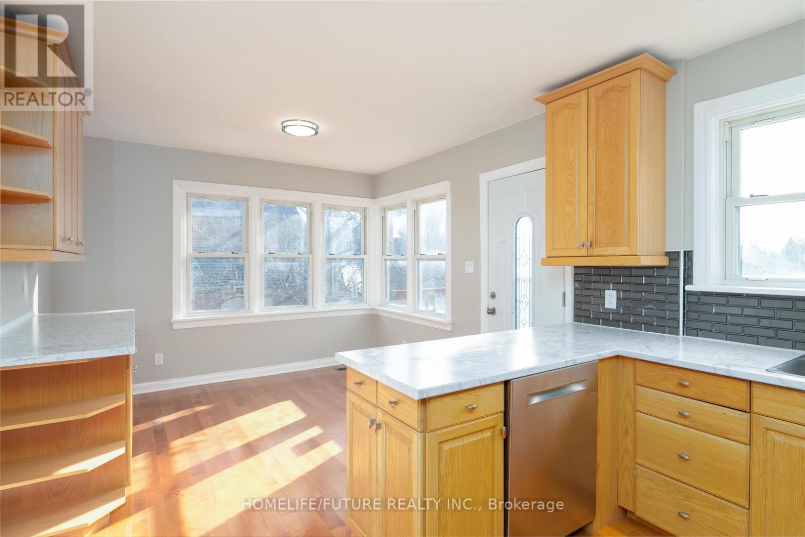 Upper - 76 Young Street, Brighton, Ontario  K0K 1H0 - Photo 11 - X12615734