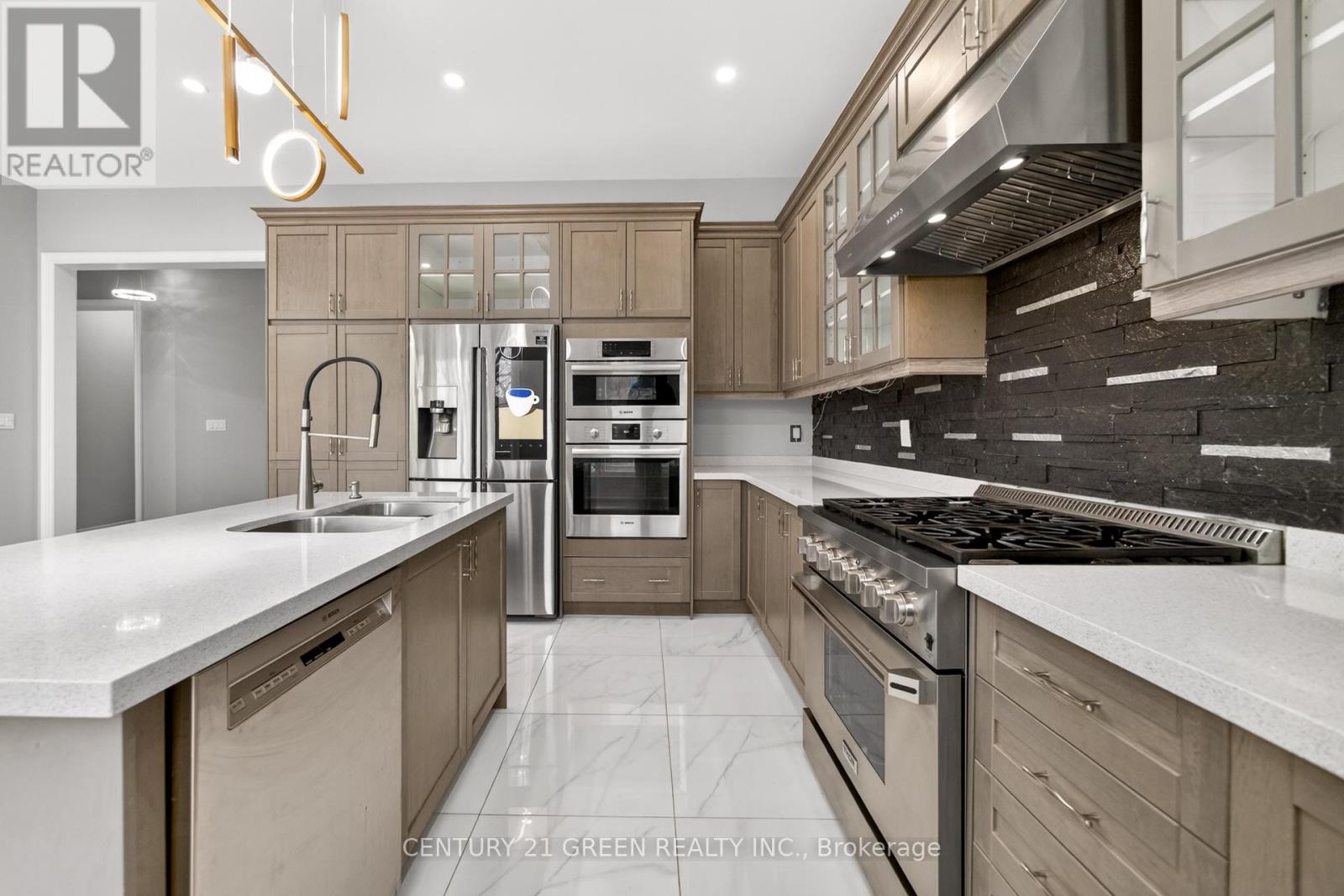 219 Humphrey Street, Hamilton, Ontario  L8B 1X4 - Photo 22 - X12615794