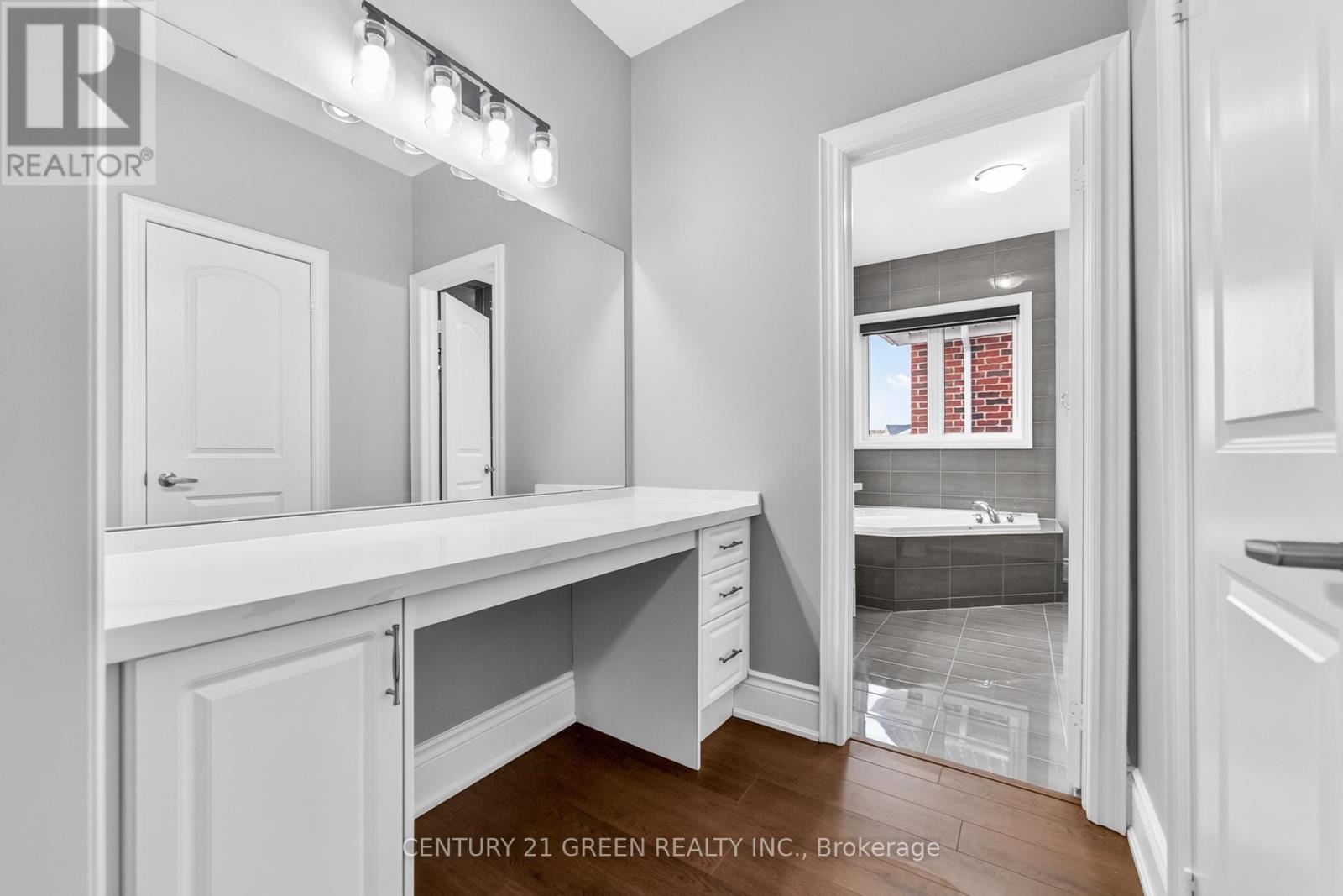 219 Humphrey Street, Hamilton, Ontario  L8B 1X4 - Photo 31 - X12615794