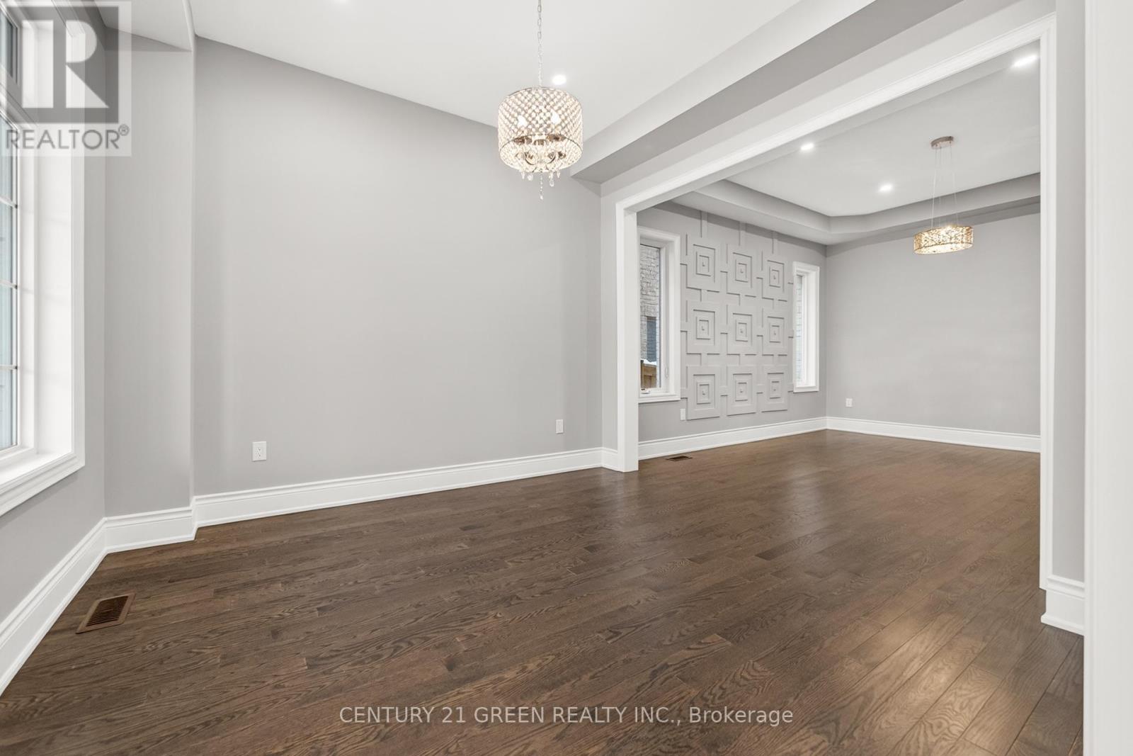 219 Humphrey Street, Hamilton, Ontario  L8B 1X4 - Photo 9 - X12615794