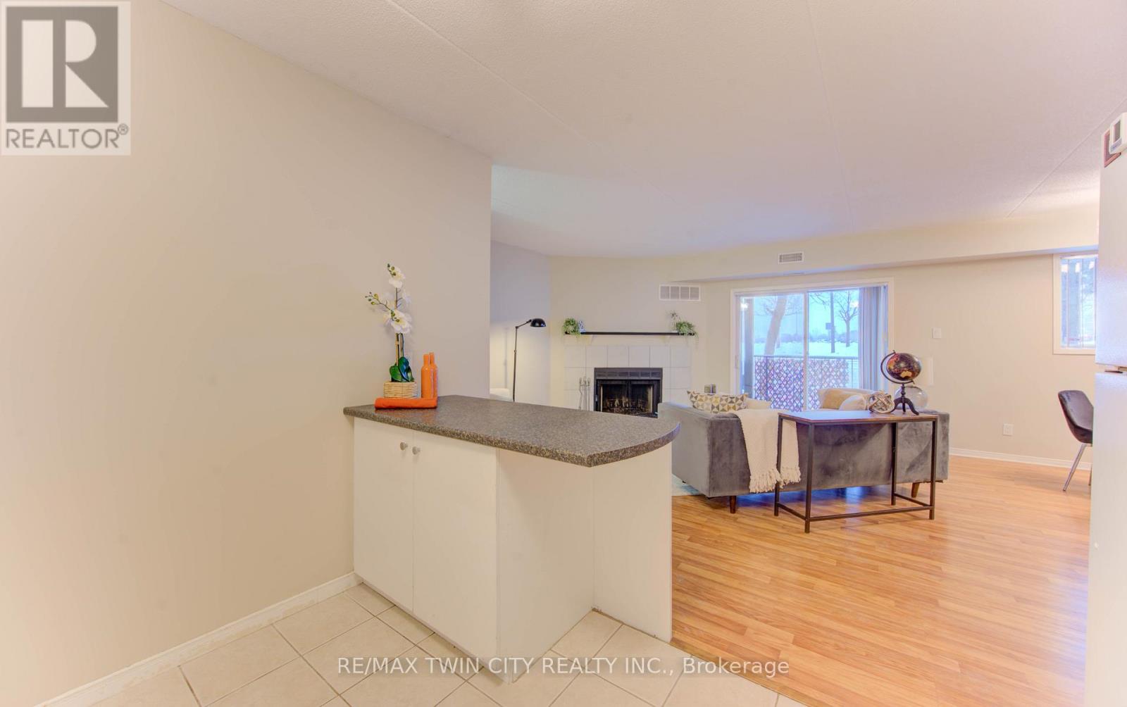 50 - 3085 Kingsway Drive, Waterloo, Ontario  N2C 2P2 - Photo 16 - X12615798