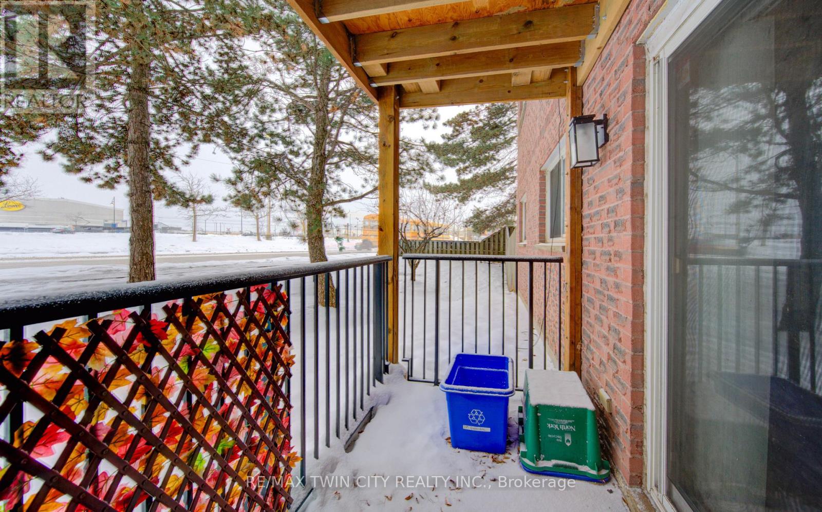 50 - 3085 Kingsway Drive, Waterloo, Ontario  N2C 2P2 - Photo 27 - X12615798