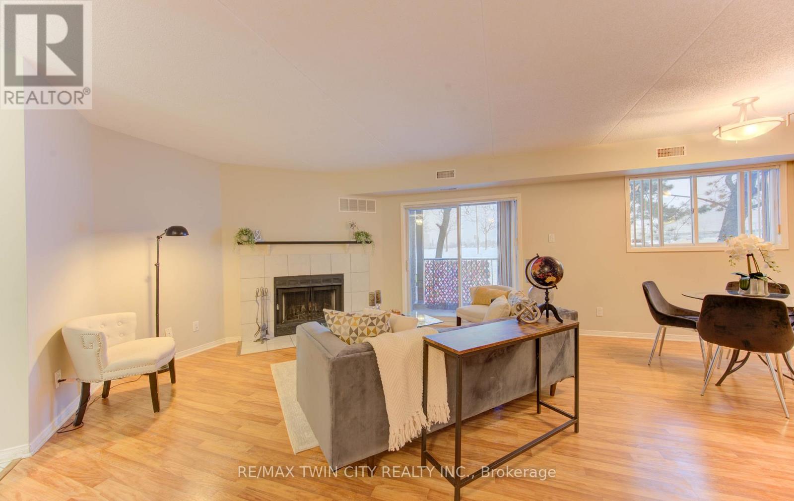 50 - 3085 Kingsway Drive, Waterloo, Ontario  N2C 2P2 - Photo 6 - X12615798