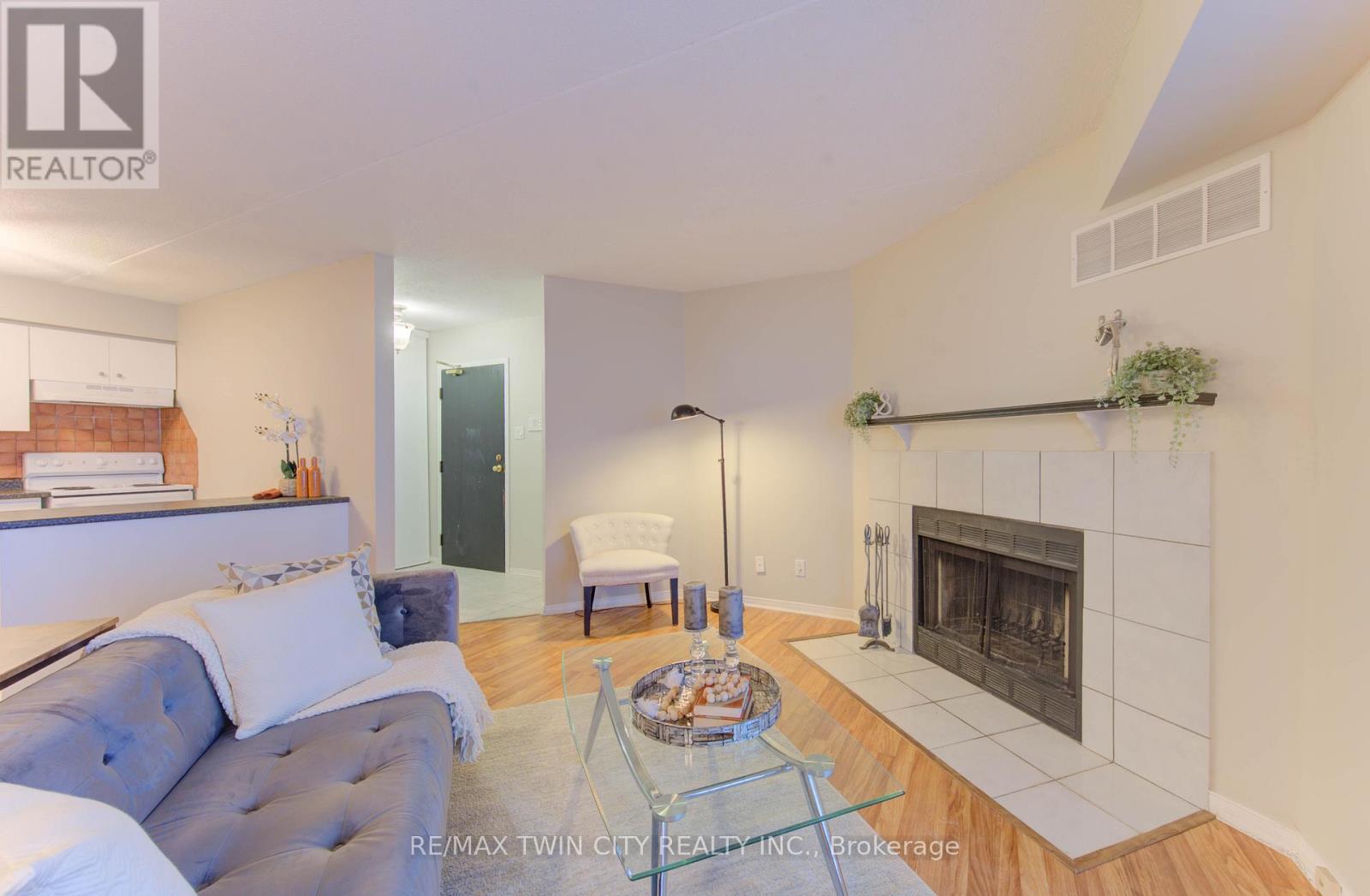 50 - 3085 Kingsway Drive, Waterloo, Ontario  N2C 2P2 - Photo 9 - X12615798