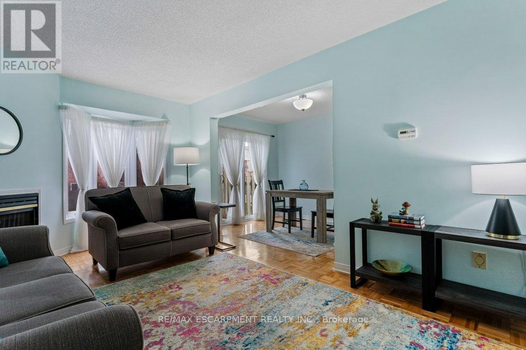 12 Meteor Boulevard, Hamilton, Ontario  L8E 4W6 - Photo 13 - X12615814