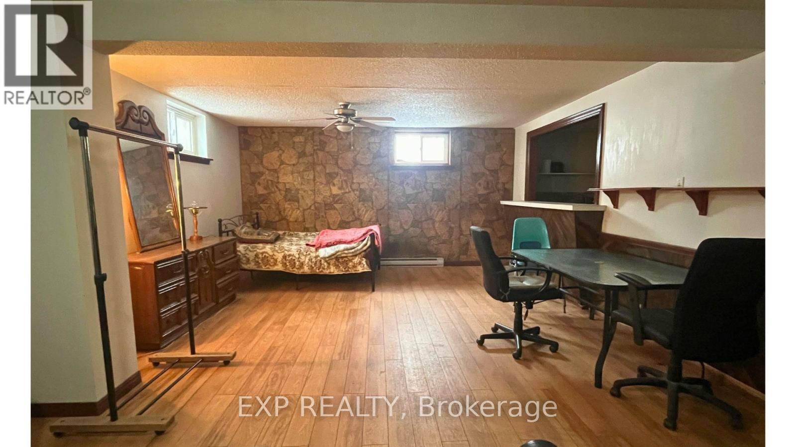 468 Northern Avenue E, Sault Ste Marie, Ontario P6B 4J1 - Photo 10 - X12615840