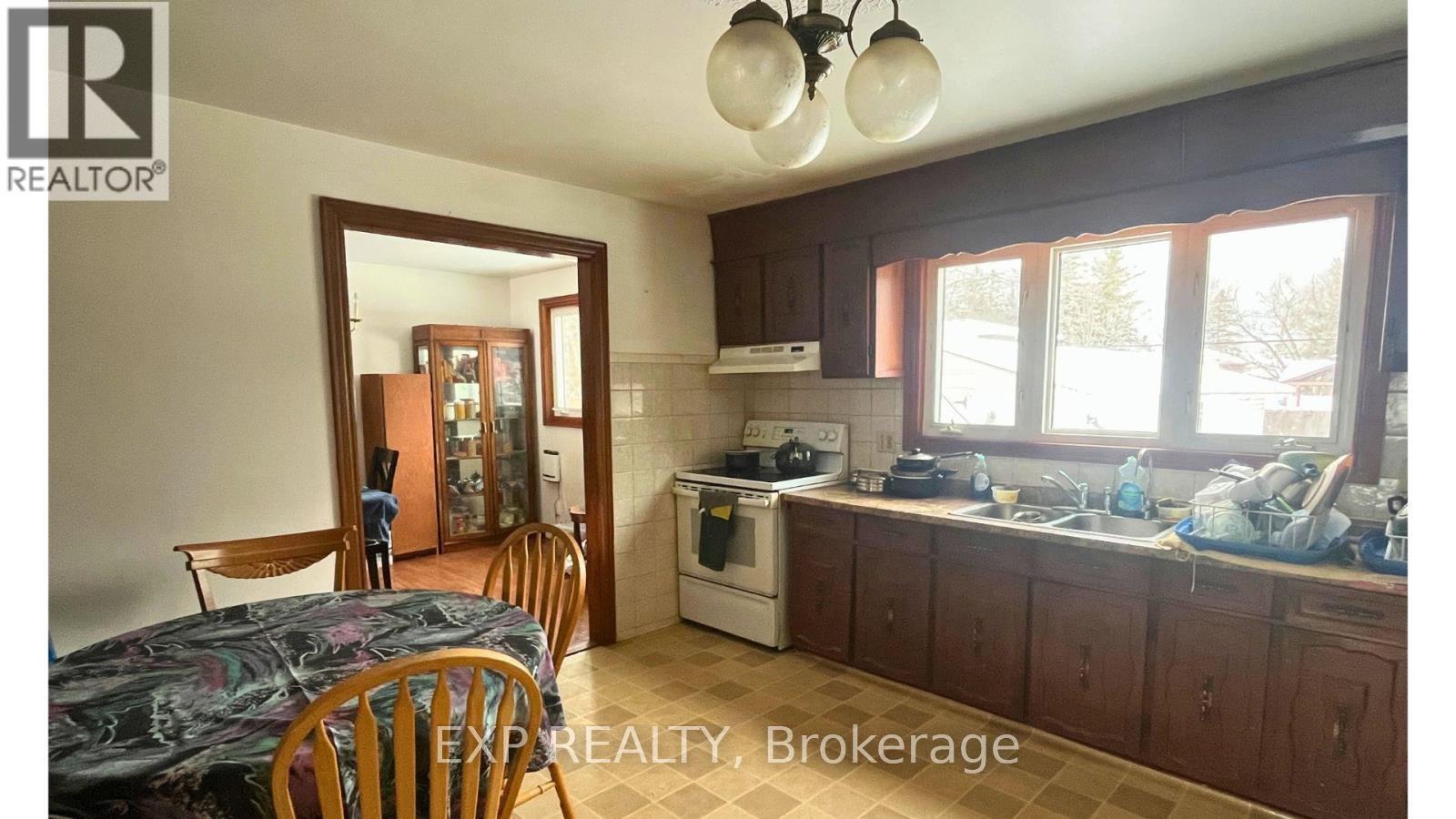 468 Northern Avenue E, Sault Ste Marie, Ontario P6B 4J1 - Photo 7 - X12615840