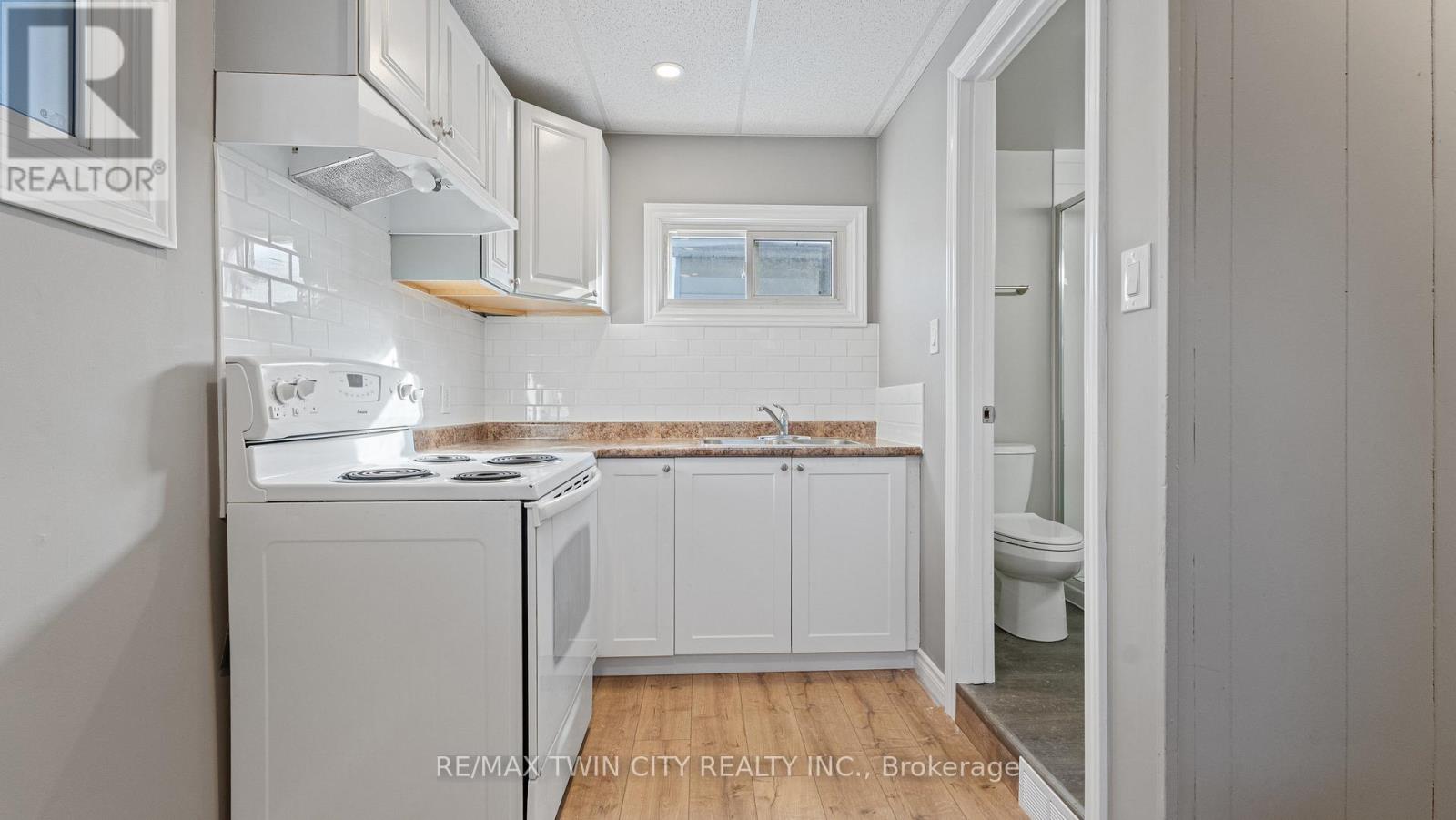 1 - 356 Wellington Street, Brantford, Ontario  N3S 4A6 - Photo 3 - X12615884