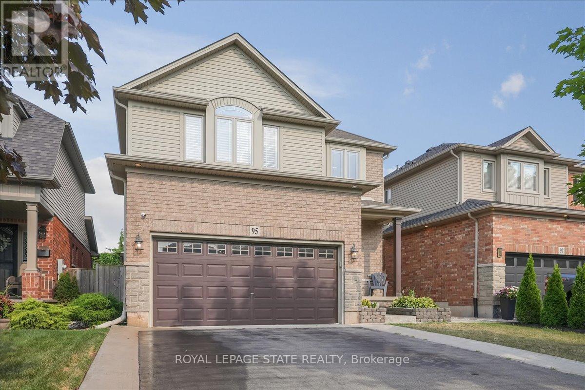 95 Hemlock Way, Grimsby, Ontario  L3M 0A9 - Photo 8 - X12615896